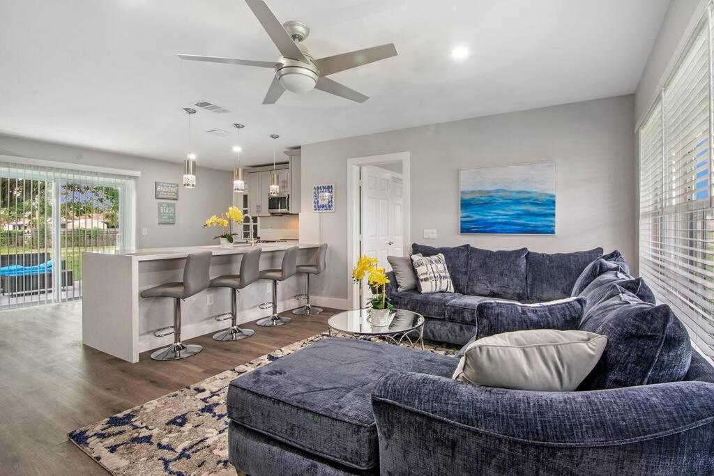Modern Getaway Near The Beach With Room For A Boat West Palm Beach Eksteriør bilde